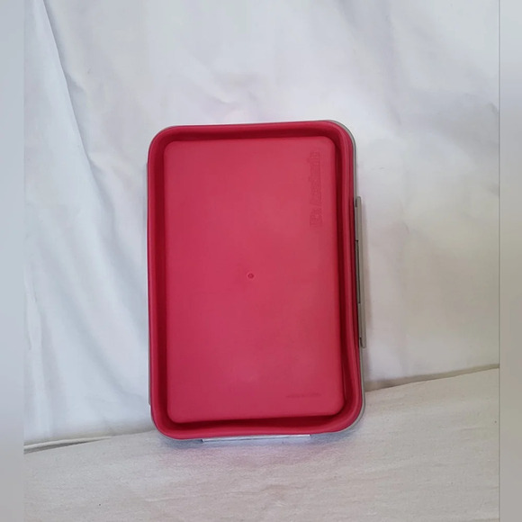 It's Academic Pink Rubber Flexi Storage Collapsible Pencil & Supply Case‎ - Picture 2 of 9